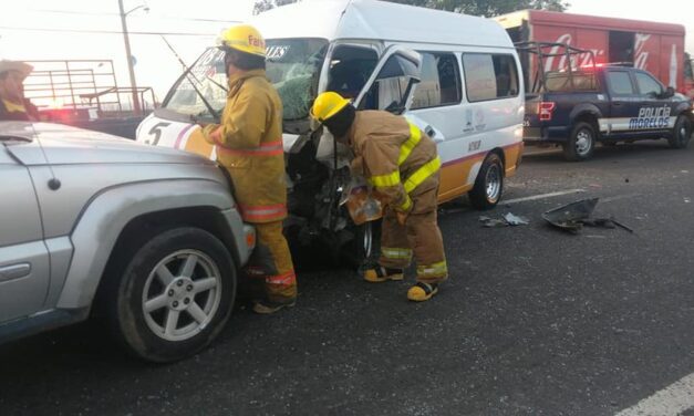 ROBAN Y RECUPERAN CAMIONETA DEL TRANSPORTE PÚBLICO EN CUAUTLA