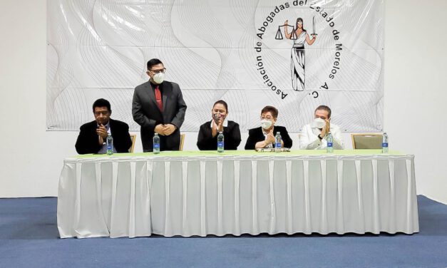 TOMA PROTESTA GOBIERNO DEL ESTADO A MESA DIRECTIVA 2022-2023 DE LA ASOCIACIÓN DE ABOGADAS DE MORELOS