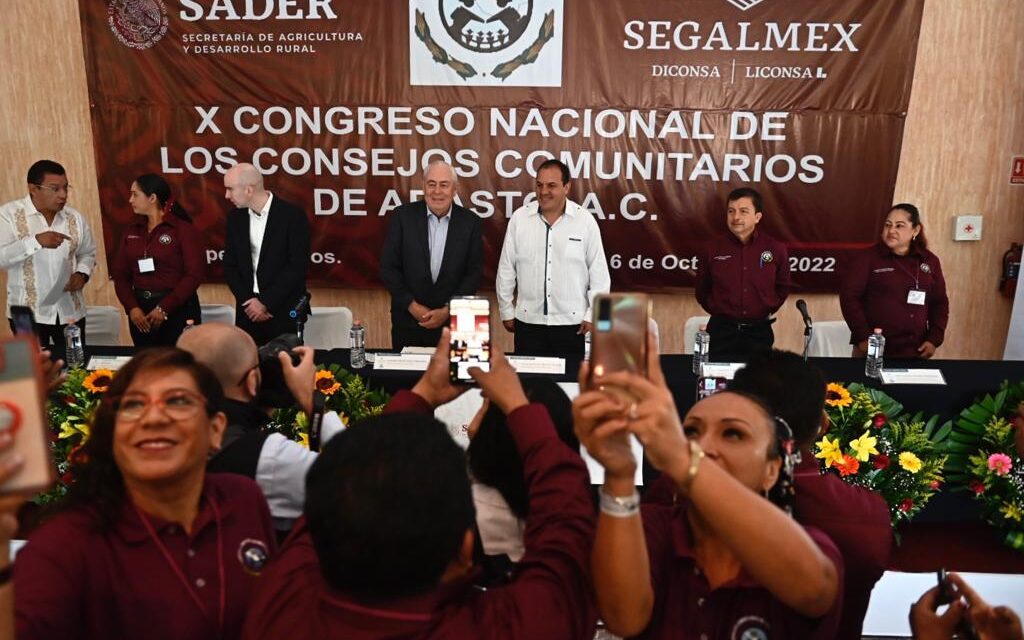 INAUGURA CUAUHTÉMOC BLANCO X CONGRESO NACIONAL DE LOS CONSEJOS COMUNITARIOS DE ABASTO A.C.