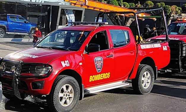 ROBAN CAMIONETA DE BOMBEROS DE CUAUTLA POR FAVOR PARA DAR CON SU PARADERO SE AGRADECERÁ A TODAS LAS PERSONAS QUE PUEDAN COMPARTIR EN SUS GRUPOS Y EN SUS PROPIOS FACEBOOK AGRADECE EL DEPARTAMENTO DE BOMBEROS DE CUAUTLA MORELOS…