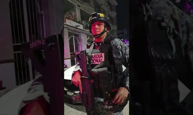 POLICÍA CORRUPTA DE CUAUTLA MANDA GRÚAS A LEVANTAR AUTOS SIN JUSTIFICACIÓN.